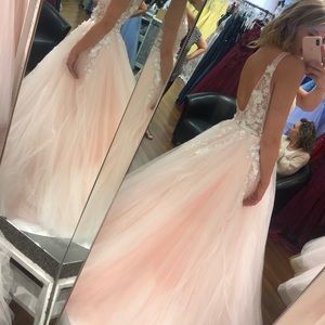 Jovani size 0 wedding dress, white with delicate pink undertones.